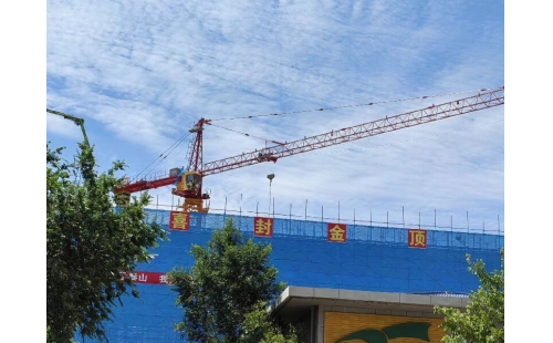 破舊立新筑夢發展新愿景，眾志成城干出技改加速度 ----銀川伊百盛6000㎡智能化車間順利封頂。